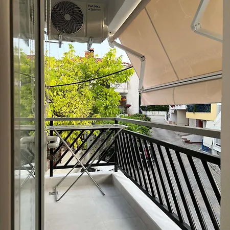 John Baker's * Полихроно