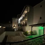Apartment John Baker's *