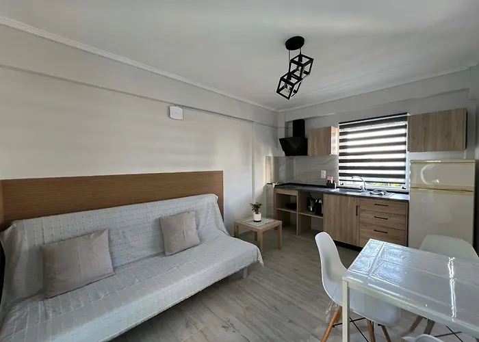 Apartament John Baker's Polychrono